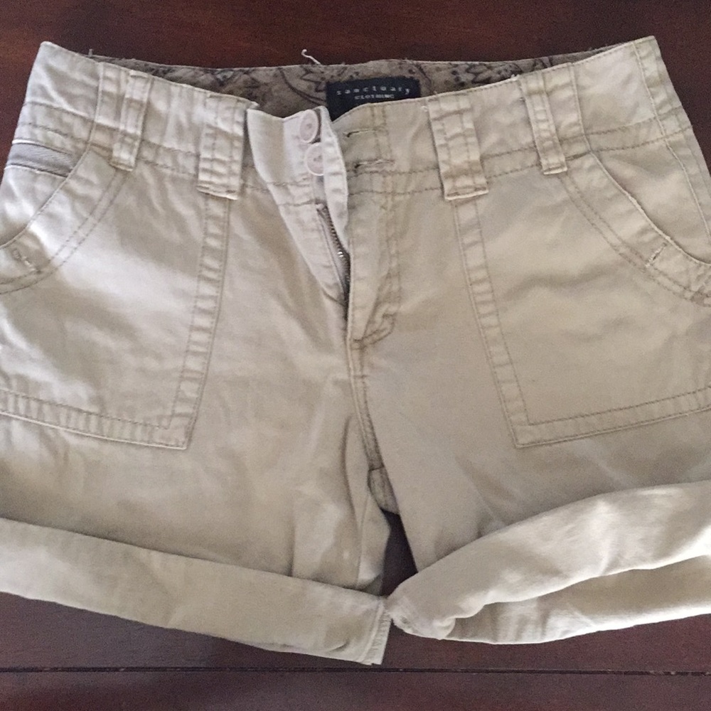 Women’s shorts Tan color by sanctuary